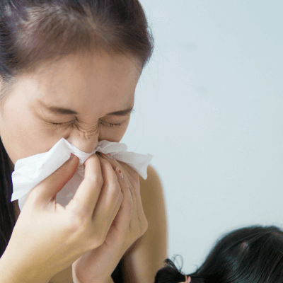 woman has allergic rhinitis from austin allergies and mold